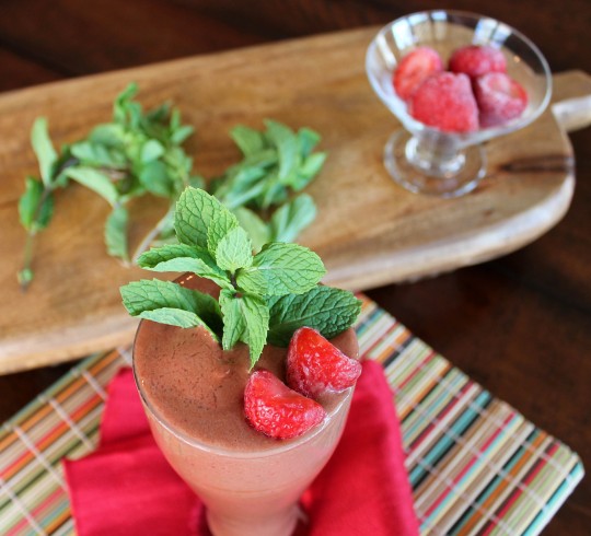 strawberry chocolate smoothie1